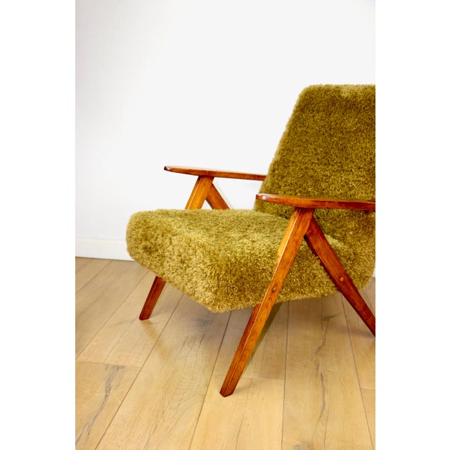 Green Vintage B-310 Var Lounge Chair with Khaki Long Hair Upholstery, 1970s For Sale - Image 8 of 10