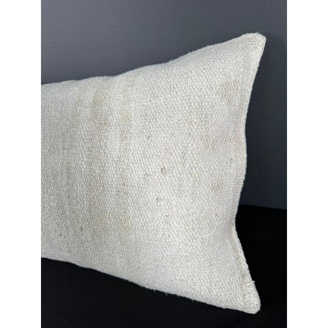 Contemporary Turkish Hemp Pillow Cushion Natural Beige Pillow Cushion Cover 16" x 24" For Sale - Image 3 of 4