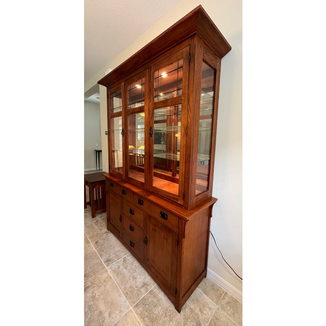 Broyhill Mission Style Arts & Crafts Lighted China Cabinet Buffet For Sale - Image 10 of 12