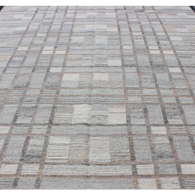 Early 21st Century Gray Geometric Scandinavian Flat-Weave Rug by Keivan Woven Arts 10'4 X 14'3 For Sale - Image 5 of 13