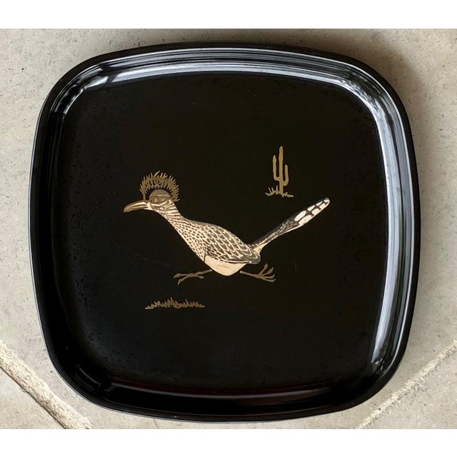 1970s Circa 1970 Couroc Quail & Roadrunner Three-Piece Tray Ensemble For Sale - Image 5 of 12