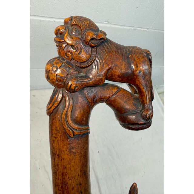 Chinese Large Antique 1800's Chinese Foo Dog Carved Wood Folk Art Walking Stick Cane For Sale - Image 3 of 18