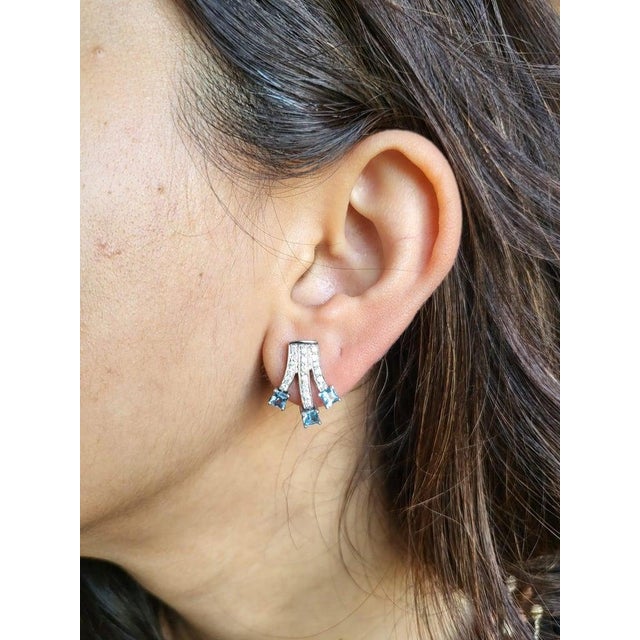 Set in 18k White Gold, 1.82 Carats, Natural Aquamarine & Diamonds Stud Earrings, Pair For Sale - Image 6 of 9