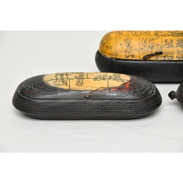 Collection of 19th Century Decorative Chinese Hand Carved Spectacle Cases - Set of 3 For Sale In New York - Image 6 of 12