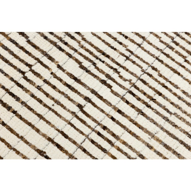 Ivory Modern Moroccan Style Wool Rug With Handmade Linear Pattern For Sale - Image 9 of 11