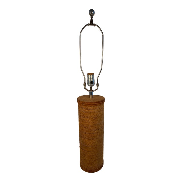 1970s Mid-Century Modern Raffia Wrapped Cylinder Table Lamp, Natural Woven Cord For Sale