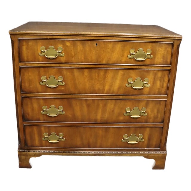 Late 20th Century Kittinger Mahogany Bachelor Chest – Colonial Williamsburg Collection For Sale