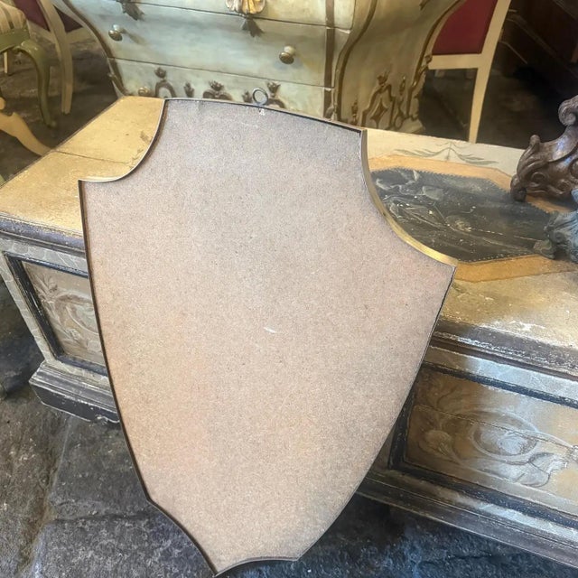 1960s Gio Ponti Style Mid-Century Modern Brass Italian Shield Wall Mirror For Sale - Image 10 of 17