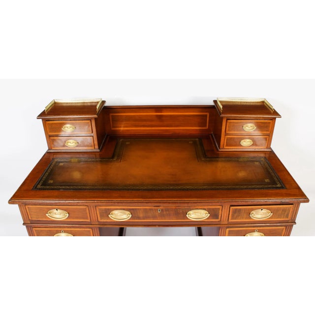 19th Century Victorian Inlaid Mahogany Pedestal Desk For Sale - Image 3 of 18