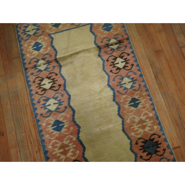 Vintage Turkish Runner from Anatolia For Sale - Image 4 of 6