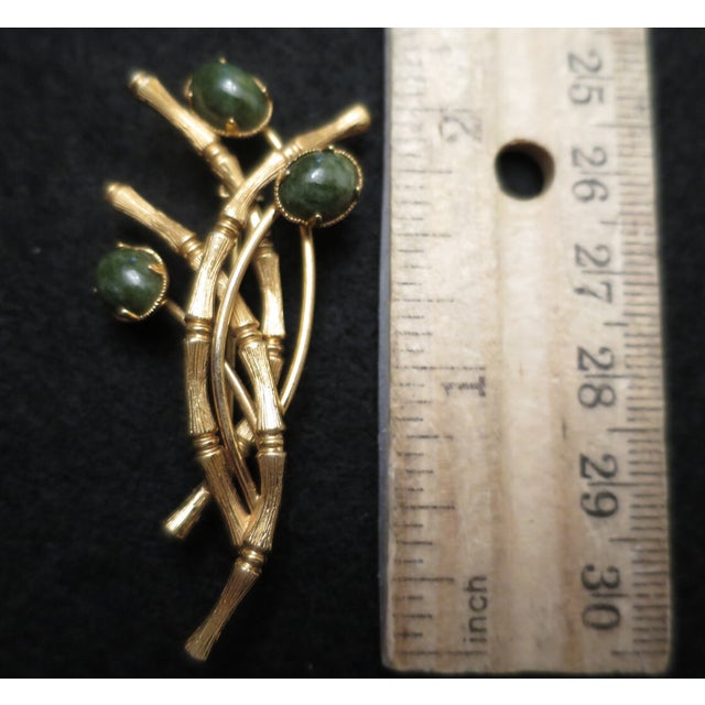 1950s Winard Bamboo Jade Brooch / Pin For Sale - Image 10 of 10
