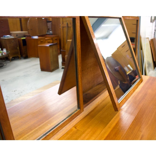 Brown Mid-Century Teak Dressing Table in the style of Heals, 1960s For Sale - Image 8 of 10