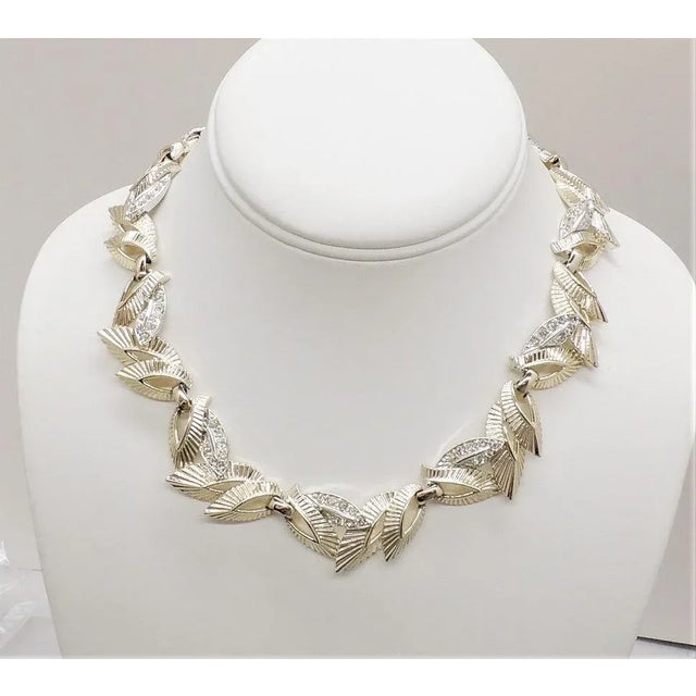 Vintage Marboux Rhinestone Leaves Collar Necklace For Sale In Philadelphia - Image 6 of 8