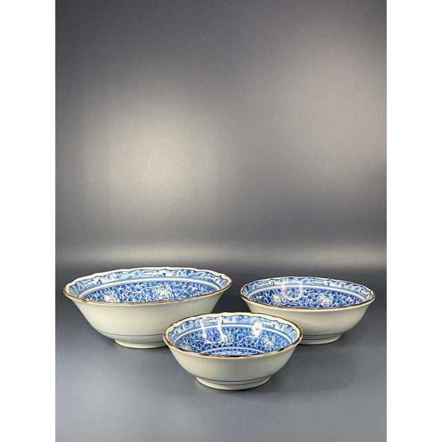 Vintage Japanese Blue and White Porcelain Serving Bowls from Seto Ware, Set of 3 For Sale - Image 3 of 11