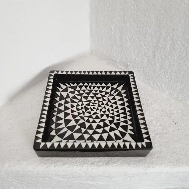 Gustavsberg Scandinavian Modern Ceramic Domino Tray or Ashtray attributed to Stig Lindberg for Gustavsberg, 1950s For Sale - Image 4 of 6