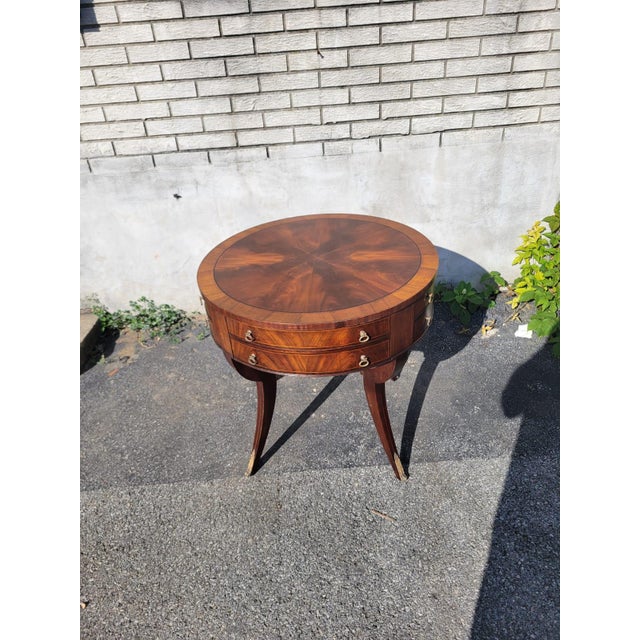 Beautiful Flame Mahogany Center Table Made Attributed to Weiman Furniture American Made For Sale - Image 4 of 12