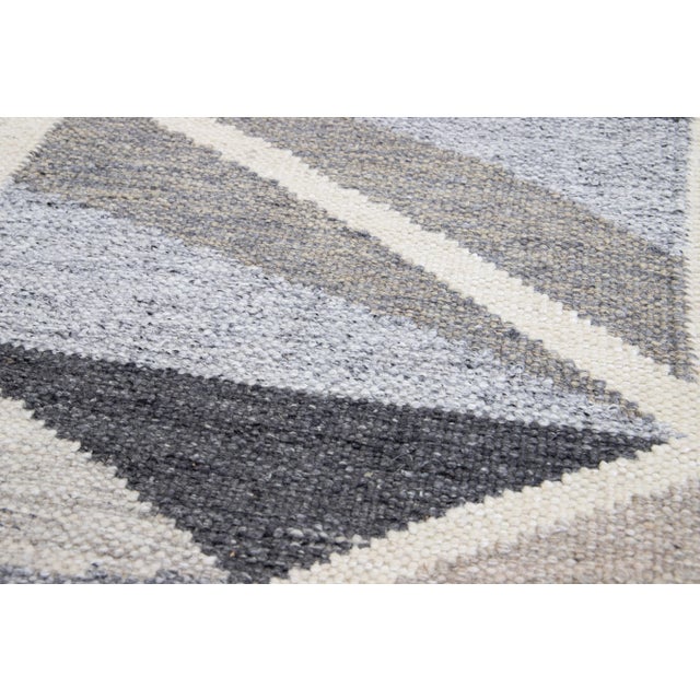 Early 21st Century Beige Modern Swedish Style Handmade Wool Rug With Abstract Design For Sale - Image 5 of 8