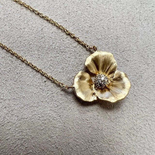 Contemporary Syna Yellow Gold Flower Necklace with Diamonds For Sale - Image 3 of 4