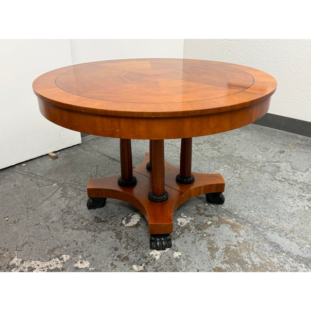 Neoclassical Baker Furniture Vintage Palladian Pedestal Dining Table, 46 Inches For Sale - Image 3 of 15