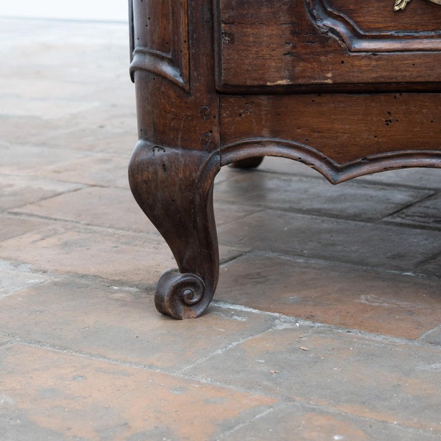Tan 18th Century Louis XV Walnut Chest of Drawers, 1780 For Sale - Image 8 of 16