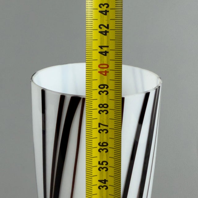 Modernist Zebra Glass and Metal Cone Table Lamp from Giorgione, 1980s For Sale - Image 11 of 12