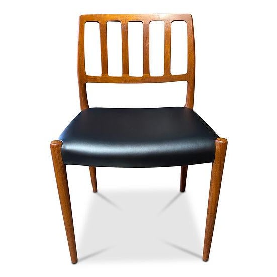 Mid-Century Modern 1950s Set of 4 Teak Chairs Attributed to N.O. Møller Model 83 - 102554b For Sale - Image 3 of 8