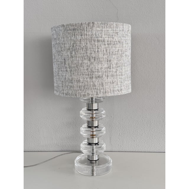 Metal Vintage Italian Table Lamp in Acrylic, 1970s For Sale - Image 7 of 12
