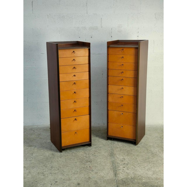 Leather and Walnut Artona Chest of Drawers attributed to Afra & Tobia Scarpa for Maxalto, 1970s, Set of 2 For Sale - Image 11 of 12