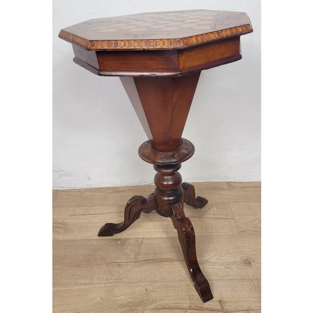 Victorian Games Table Octagonal Sewing Box with Lock and Key, 1890 For Sale - Image 15 of 18