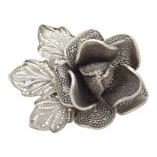 Vintage Italian Handmade Genuine Silver Filigree Medium-Sized Rose Flower Brooch For Sale
