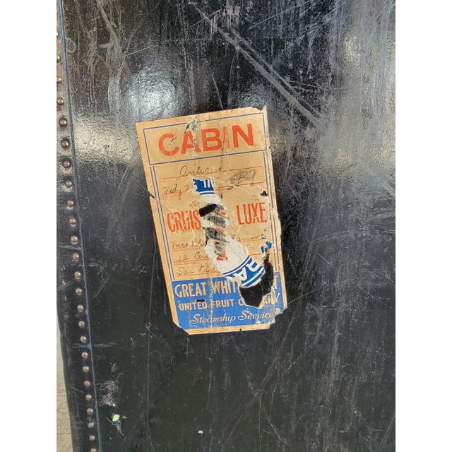 Wood 1930s Oshkosh Fitted Wardrobe Steamer Trunk For Sale - Image 7 of 12