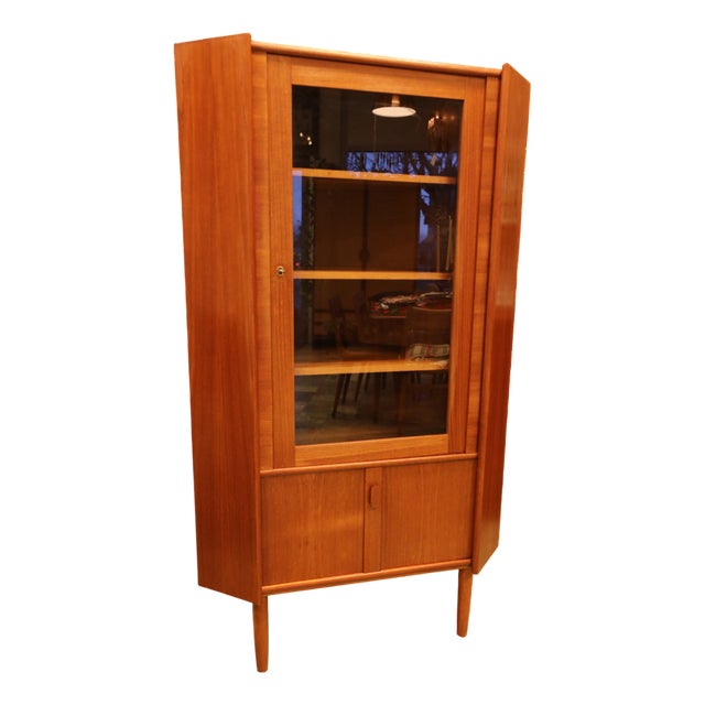 Vintage Danish Corner Cabinet in Teak with Glass Door by Gunni Omann, 1960s For Sale