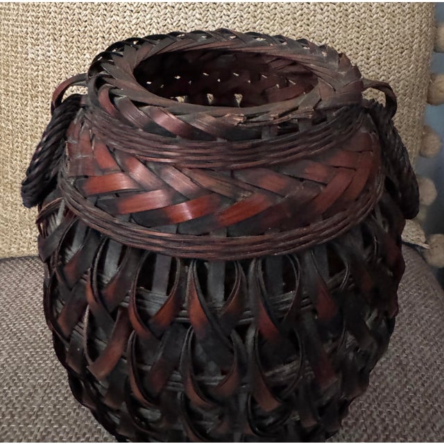 Early 20th Century Antique Japanese Woven Bamboo and Rattan Ikebana Flower Basket With Double Handles For Sale - Image 5 of 10