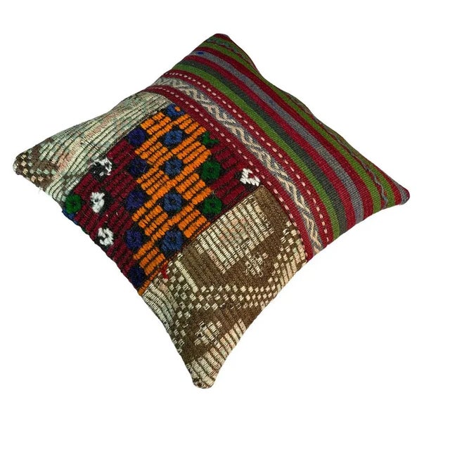 1970s Vintage Turkish Kilim Cushion Cover, 1970 For Sale - Image 5 of 10
