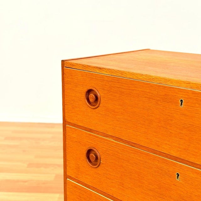Swedish Chest of Drawers in Teak, 1950 For Sale - Image 6 of 7