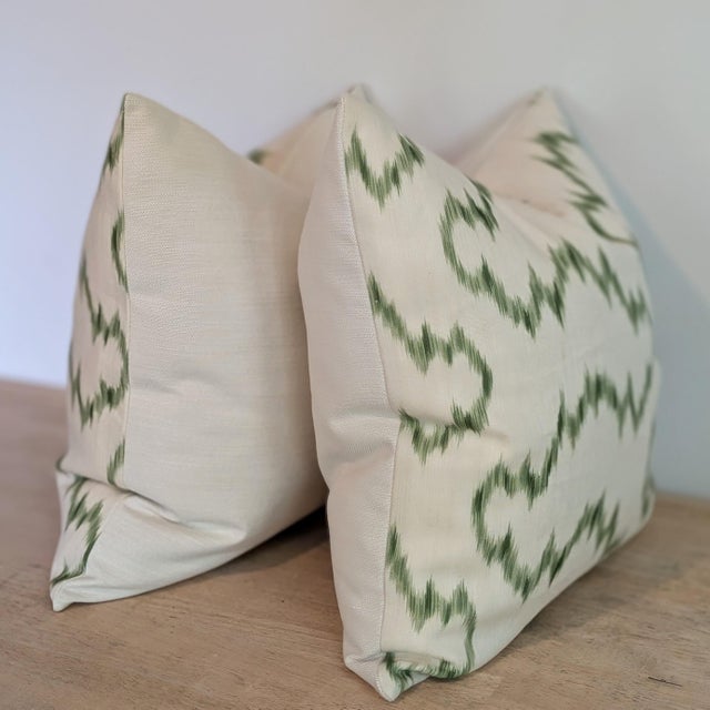 Lee Jofa Mallorcan Ikat Pillows in Leaf Green- Pair For Sale In Greensboro - Image 6 of 6