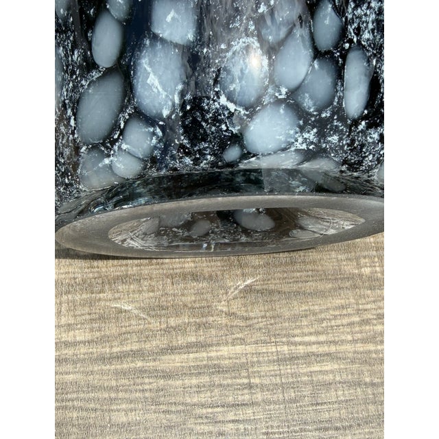 Large Hand-Blown Amethyst Art Glass Freeform Handkerchief Vase With White Mottled Inclusions, 13.5"h For Sale - Image 4 of 8