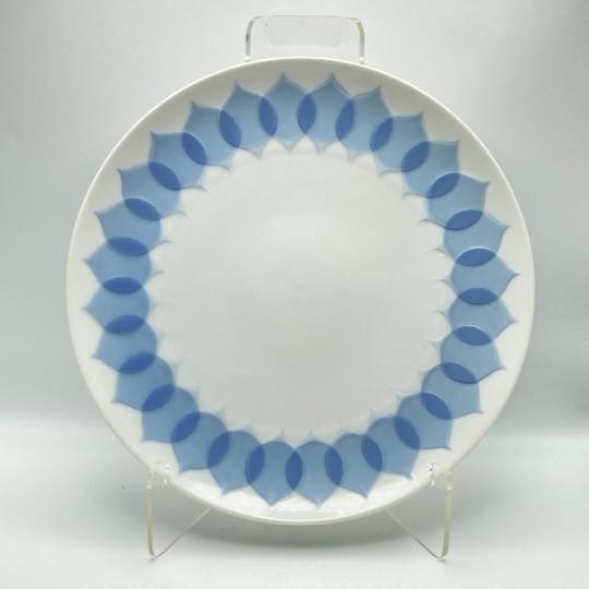Vintage Bjorn Wiinblad “Lotus Azure” for Rosenthal Studio-Line Coffee & Dessert Service for 12: Complete 40-Piece Set For Sale - Image 15 of 18