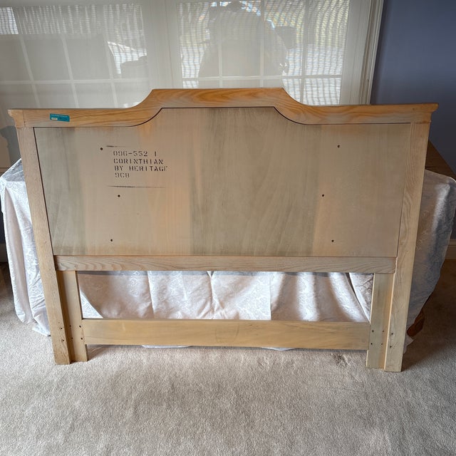 1990s 1990s Drexel Heritage Corinthian Collection - Queen Headboard For Sale - Image 5 of 7
