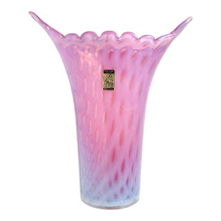 Murano Fratelli Toso Opalescent Pink Controlled Bubbles Vintage Italian Art Glass Mid-Century Flower Vase For Sale