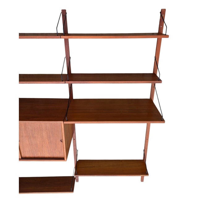 1950s 1950 Poul Cadovius Design Wall Mounted Shelf Modular Royal System Teak Cado Unit For Sale - Image 5 of 16