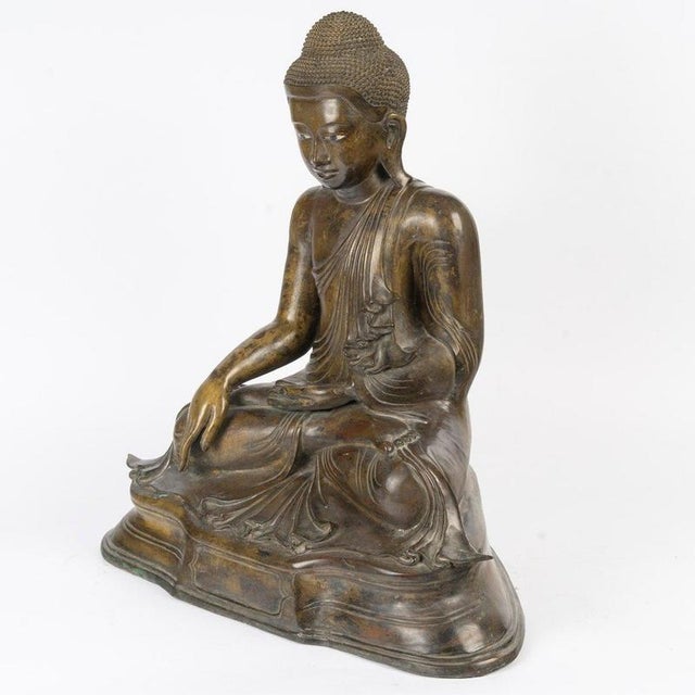 Late 19th Century Bronze Seated Buddha, Burma For Sale - Image 6 of 9