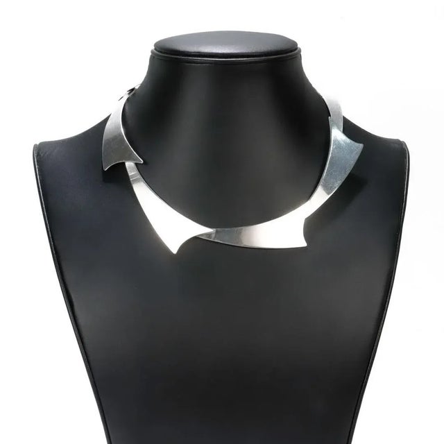 Vintage Modernist Sterling Silver Collar Necklace by Noble Smith For Sale In Philadelphia - Image 6 of 11