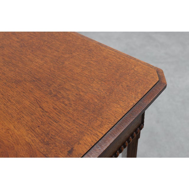 Art Deco French Side Table with Fluted Legs, Carved Frieze and X-Stretcher, 1920s For Sale - Image 10 of 13