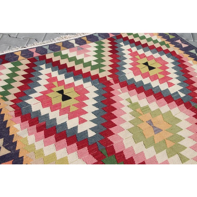 1960s Vintage Turkish Kilim Rug - 118.5"x 67" For Sale - Image 5 of 11