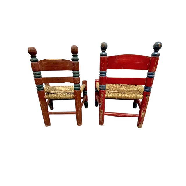 Vintage Set of 2 Hand-Painted Rancho Monterey Mexican Folk Art Children’s Ladderback Chairs With Rush Seats For Sale - Image 13 of 14