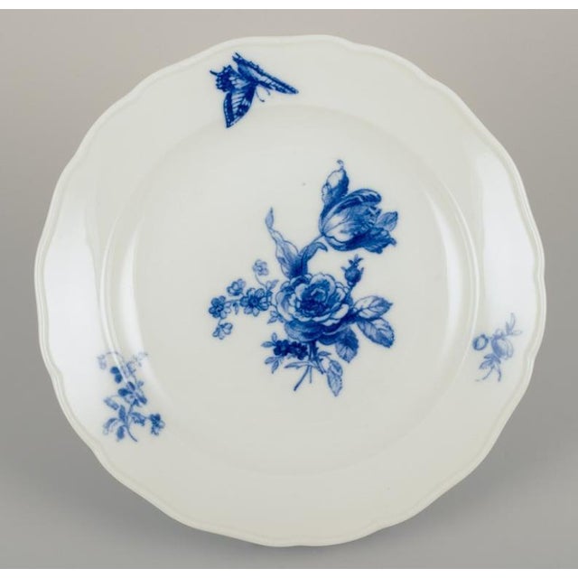 1920s Vintage German Dinner Plates in Porcelain from Meissen, 1920s, Set of 4 For Sale - Image 5 of 8