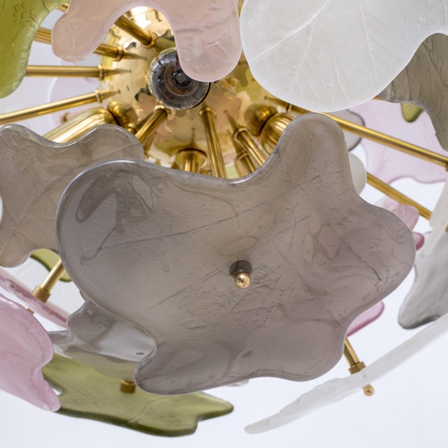 Gold Italian Murano Glass Sputnik Chandelier in Pastel Colors and Polished Brass, 2000 For Sale - Image 8 of 13
