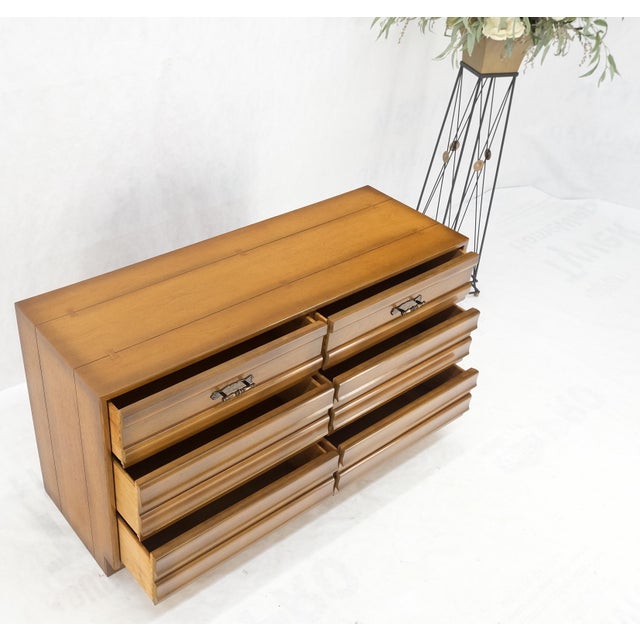 Brown American Mid-Century Modern 6 Drawers Dresser Credenza w Butterfly Joints For Sale - Image 8 of 12