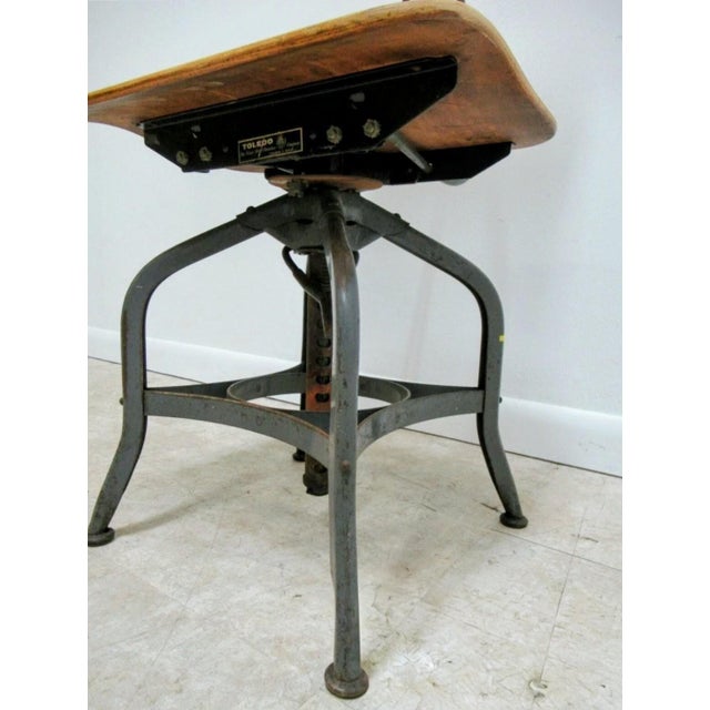 Vintage Toledo Drafting Industrial Medium Counter Swivel Bar Stool Chair GG For Sale In Philadelphia - Image 6 of 12